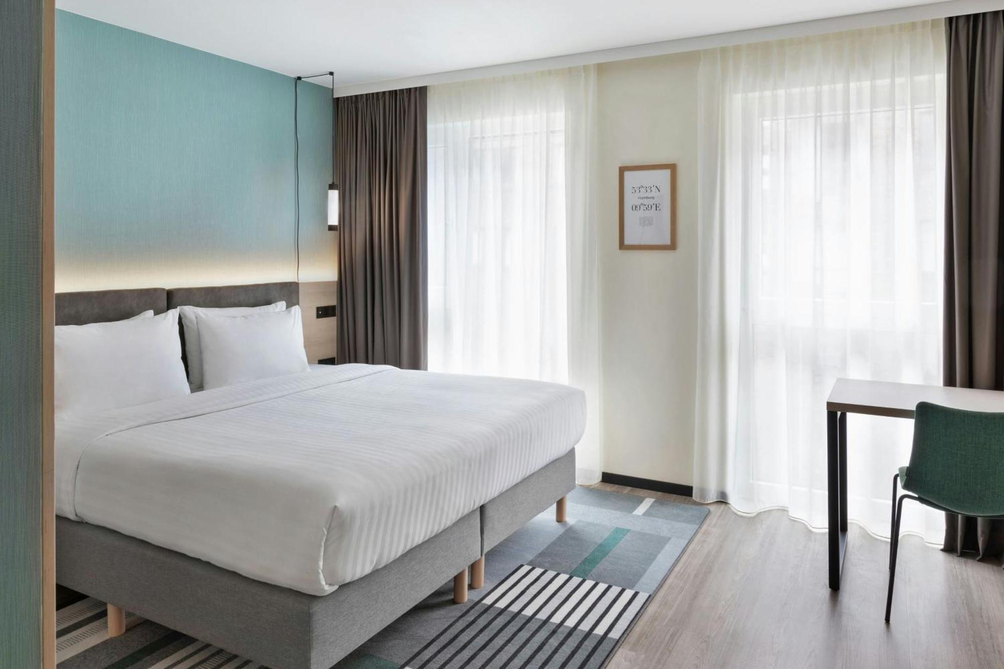 By Marriott Altona 4* Hamborg